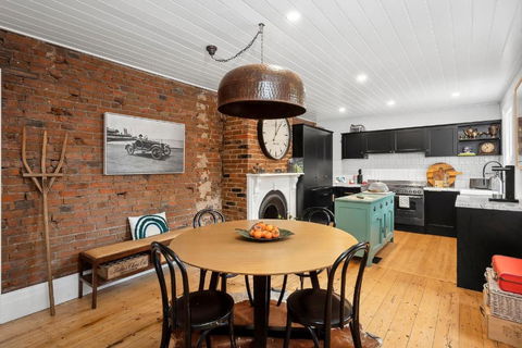 Gable House Geelong - Nambucca Heads Accommodation 3