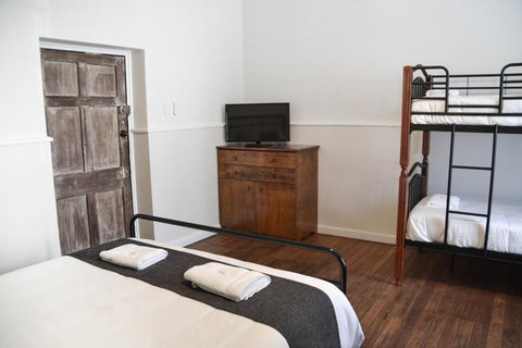 George IV Inn - Nambucca Heads Accommodation 4