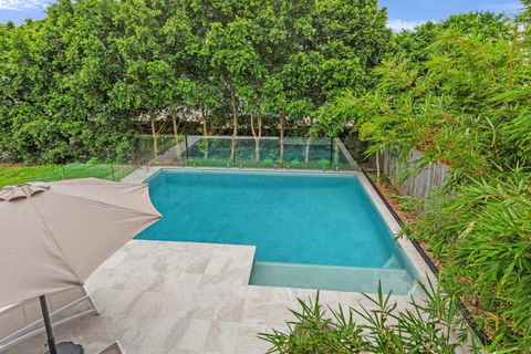 GEORGE8- THE ULTIMATE, FAMILY BEACH HOUSE! - Nambucca Heads Accommodation 2