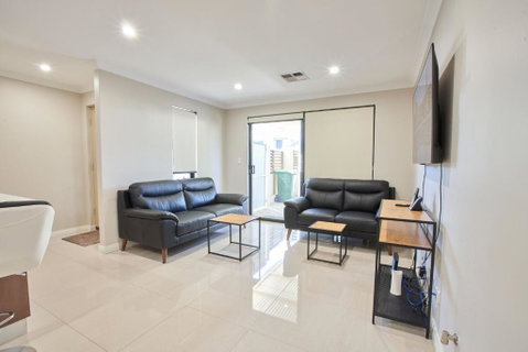Gorgeous Family House Near Shops - Nambucca Heads Accommodation 3