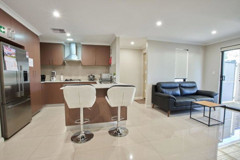 Gorgeous Family House Near Shops - Nambucca Heads Accommodation 2