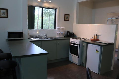 GREEN TREES CHALET Australia Zoo Close By - Nambucca Heads Accommodation 2