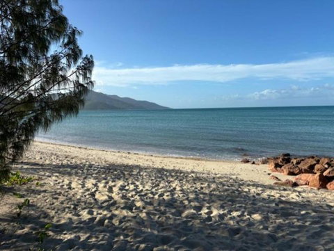 Hideaway Reef Cottage - Nambucca Heads Accommodation 0