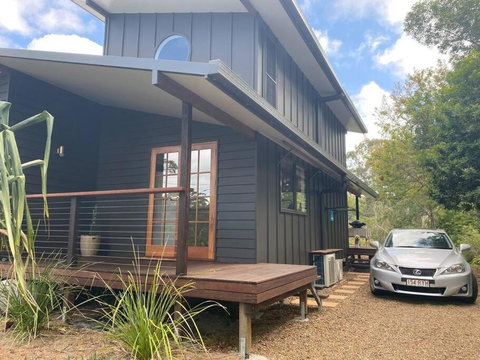 Hilltop Woods Noosa - Nambucca Heads Accommodation 0