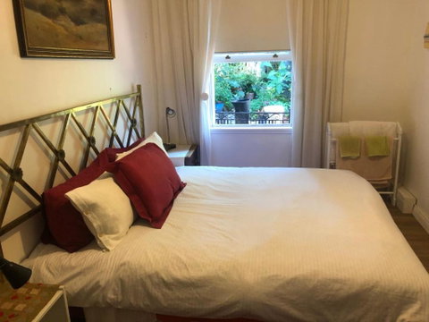 Historic Secluded Garden Cottage - Nambucca Heads Accommodation 1