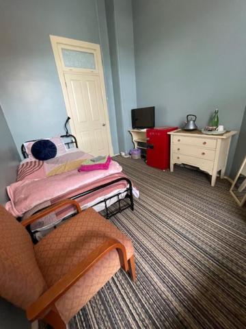 HISTORIC STAR LODGE And STATION MASTERS HOUSE NARRANDERA - Nambucca Heads Accommodation 2