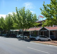 Adelaide Travellers Inn Backpackers Hostel - Nambucca Heads Accommodation