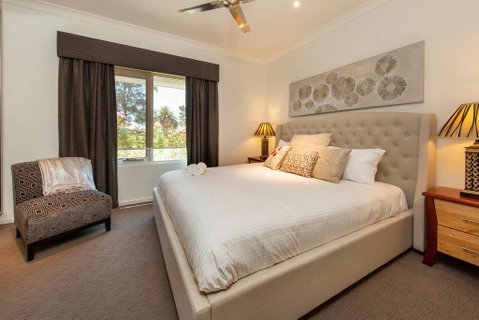 Adelphi Waterfront 2 Bedroom Ground Floor Home - Nambucca Heads Accommodation 3