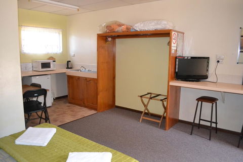 Affordable Gold City Motel - Nambucca Heads Accommodation 3