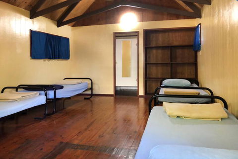 Airlie Beach Magnums - Nambucca Heads Accommodation 2