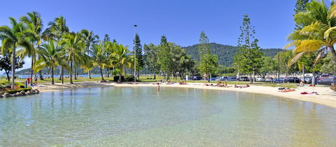 Airlie Waterfront Accommodation - Nambucca Heads Accommodation 1