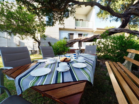 Alice's Palace, 2-minute Walk To Lifeguard Patrolled Surf Beach - Nambucca Heads Accommodation 2