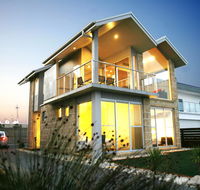 Aloha Beachfront Port Fairy - Nambucca Heads Accommodation