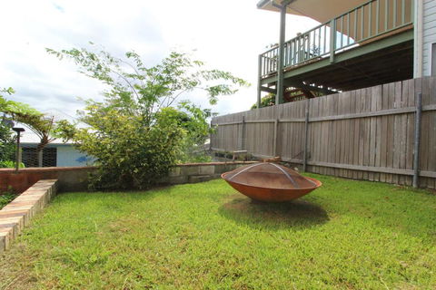 Amzaz, 15 Korogora Street - Nambucca Heads Accommodation 3