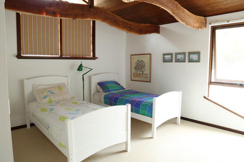 Anagama House & Studio - Nambucca Heads Accommodation 2