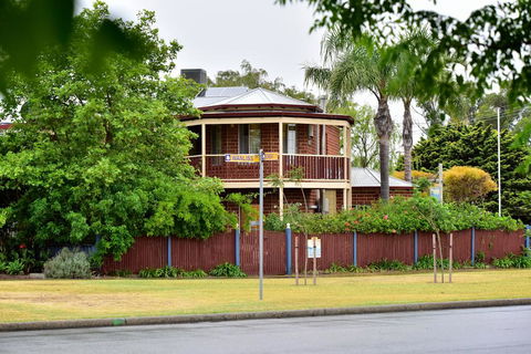 Anchorage Guest House And Self-contained Accommodation - Nambucca Heads Accommodation 0