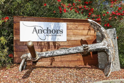Anchors Beach House - Nambucca Heads Accommodation 2