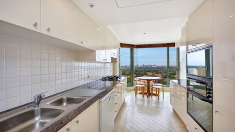 Apartment In The Heart Of Chatswood - Nambucca Heads Accommodation 1