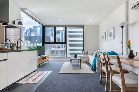 Apartment On BOURKE St - HEART Of Melbourne CBD. - Nambucca Heads Accommodation 0