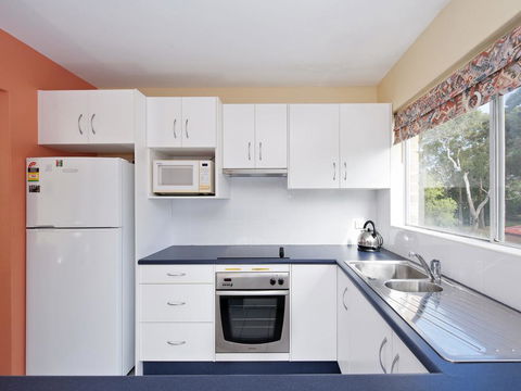 Apollo Court 3 - Nelson Bay - Nambucca Heads Accommodation 3