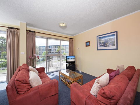Apollo Court 3 - Nelson Bay - Nambucca Heads Accommodation 2