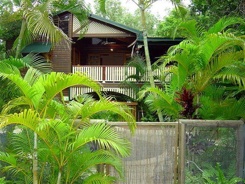 Appian Beach House - Nambucca Heads Accommodation 0