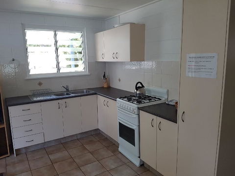 Apurla Island Retreat - Nambucca Heads Accommodation 2