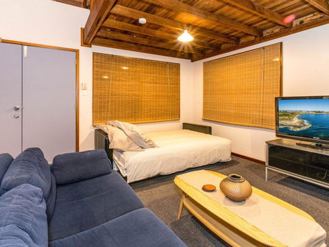 Aqualuna- Excellent Surfing Beaches. - Nambucca Heads Accommodation 2