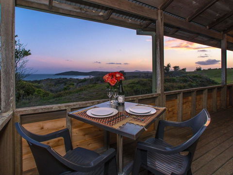Aqualuna- Excellent Surfing Beaches. - Nambucca Heads Accommodation 0