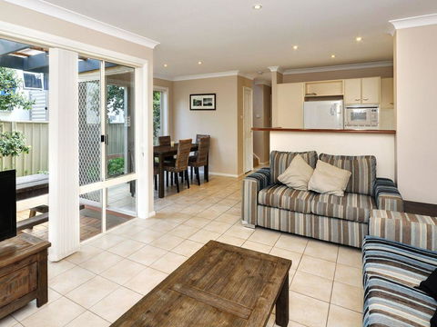 Aquarius Townhouse - Nambucca Heads Accommodation 1