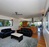 Architectural Design on the Beach - Nambucca Heads Accommodation