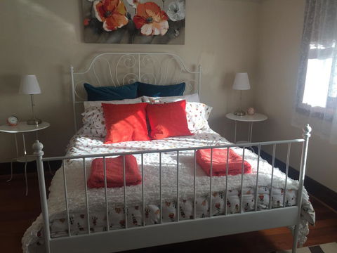 Art Deco Cottage - Nambucca Heads Accommodation 0