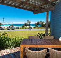 ArtHOUSE Beachfront Accommodation - Nambucca Heads Accommodation