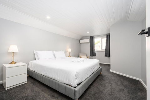 Luxurious House Near Flemington Racecourse - Nambucca Heads Accommodation 3
