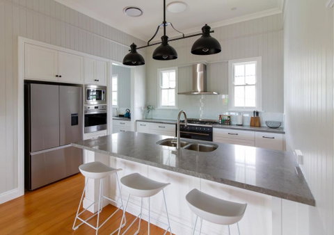 Luxury Grand Escapes Queenslander In Ipswich - Nambucca Heads Accommodation 1