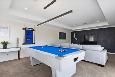 Luxury Riverside Escape With Private Jetty On The Murray River - Nambucca Heads Accommodation 1