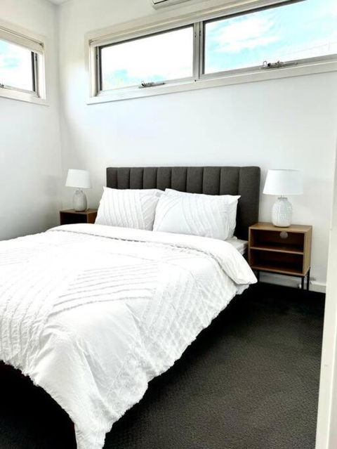 Luxury Stay In Williamstown - Nambucca Heads Accommodation 3