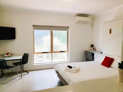 M4 West Perth Studio Apartment Near Kings Park - Nambucca Heads Accommodation 3