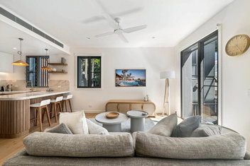 Luxury Retreat New Villa 17, Hastings St with Nambucca Heads Accommodation