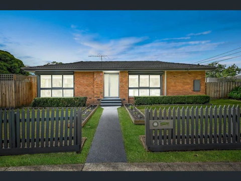 Meadow View Cottage - Nambucca Heads Accommodation 0