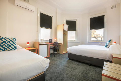 Melton Hotel Auburn - Nambucca Heads Accommodation 3