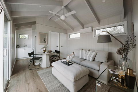 Mewburn Park Retreats - The Lakehouse - Nambucca Heads Accommodation 2