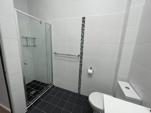 Modern 2 Bedroom Warehouse Conversion - Nambucca Heads Accommodation 2
