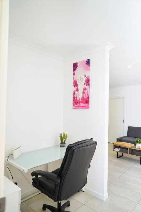 Modern Style Unit 2 Deer Park - Nambucca Heads Accommodation 3