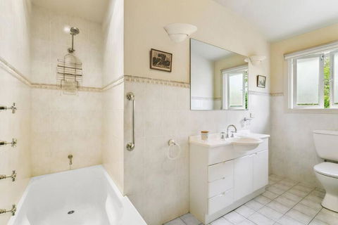 MUS14 - 2 Bedroom Apartment - Muston Street, Mosman - Nambucca Heads Accommodation 1