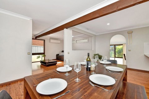NEW PropertyBreezy Bayside Haven At Brightwaters - Nambucca Heads Accommodation 1