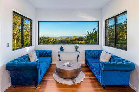 Ninderry Manor-Spectacular Hinterland Retreat - Nambucca Heads Accommodation 1