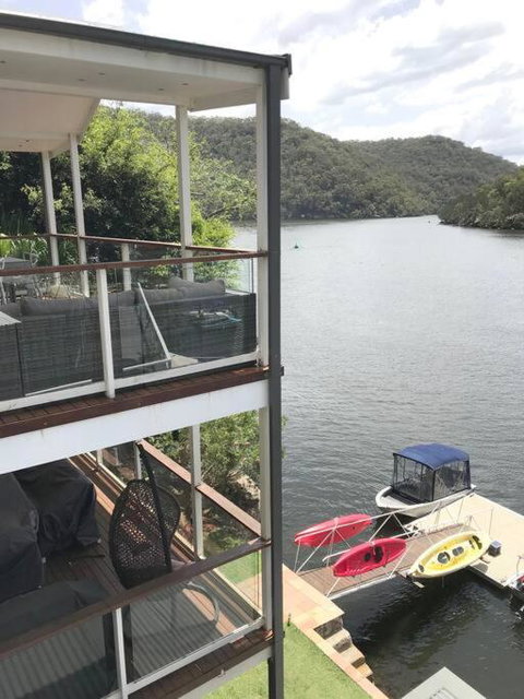 NINE At Berowra Waters, Luxury Waterfront With Hot Tub - Nambucca Heads Accommodation 3