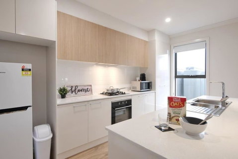 No Stairs Dbl Garage Aircon Woodville North - Nambucca Heads Accommodation 2