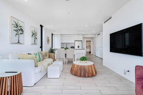 OPUS Apartment - Beach At Your Doorstep Short Walk To Light Rail - Nambucca Heads Accommodation 2